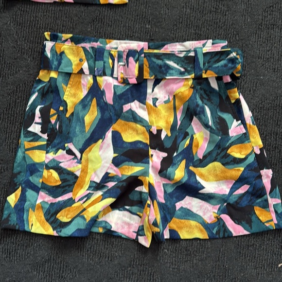 Apt 9 Short Set - Picture 2 of 8